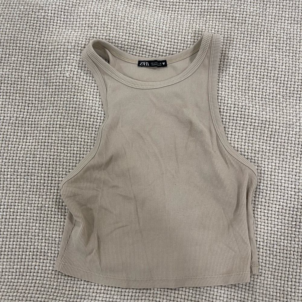 Crop tops